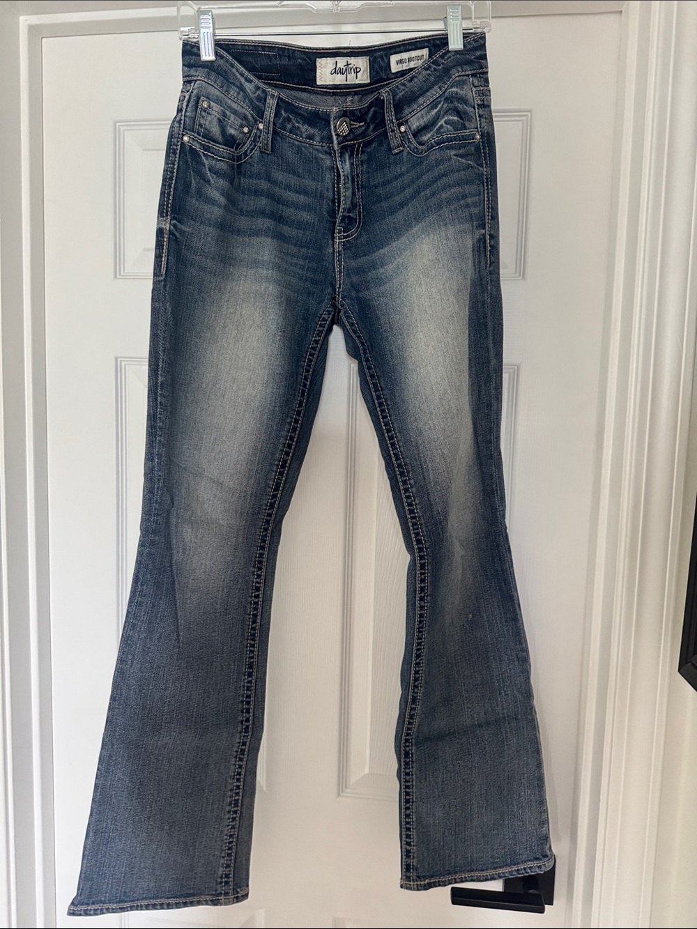 Daytrip Women's Boot Cut Jeans in Faded Blue